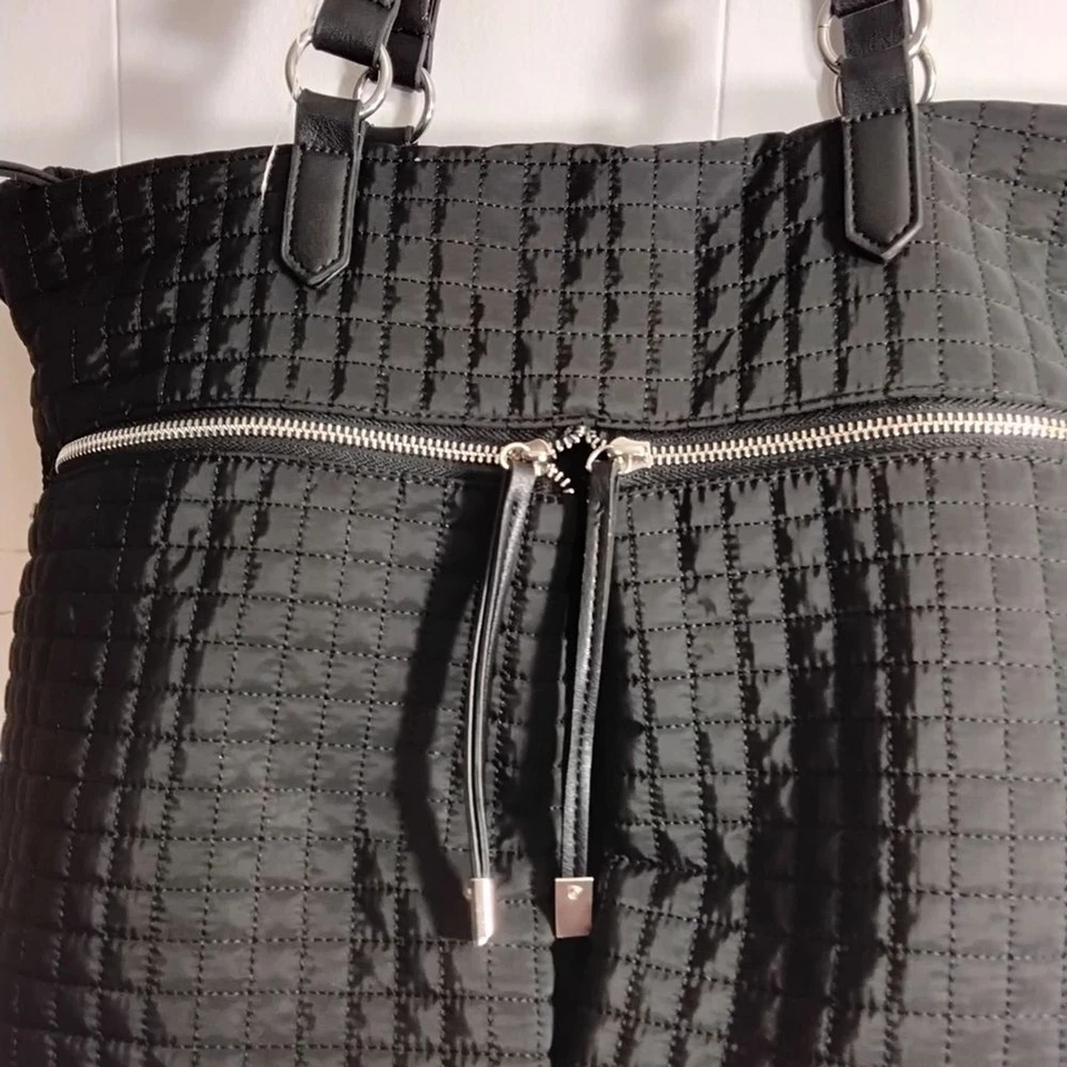 Bolso de Mano Max Studio Acolchado Negro Foto 2 de 4