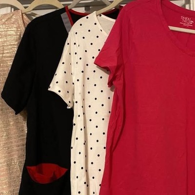 Women s lot of 5 short sleeve shirts size 2XL