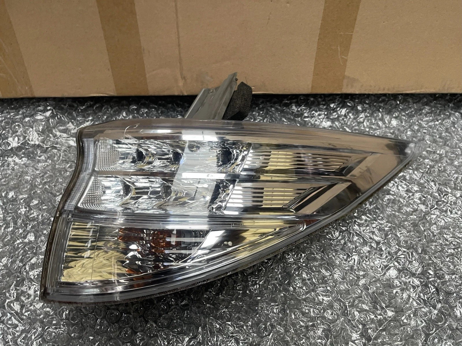 Toyota Estima Hybrid AHR20 2009-2015 Left Rear Light LH LED KOITO 28-207