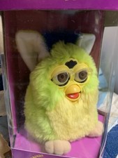 1998 Kiwi Furby Lime Green, Yellow, Dark Blue Hair, New in Sealed Box