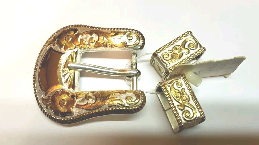Crumrine silver and gold silverplate Western belt buckle Crumrine Silver-Plated Western Buckle – Longhorn Skull with  main image 3