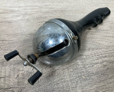 #ad Vintage Great Lakes Products Whirlaway Pivoting Fishing Reel $49.99