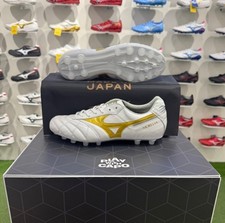 Botines de fútbol Mizuno Morelia II Japón AG hechos en Japón dorado blanco P1GA260350