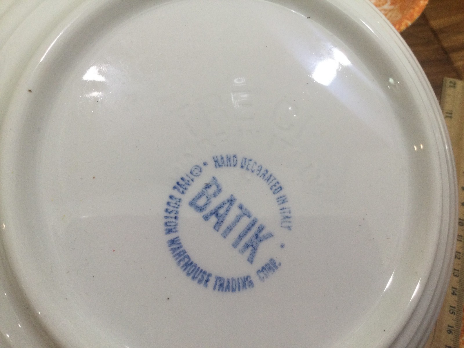 12pc  Tre Ci Italy orange BATIK service for 4 cup plates pasta bowls exc