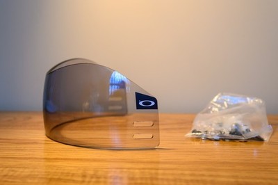 Oakley Hockey Aviator Visor / Shield   Gray / Grey   Adult