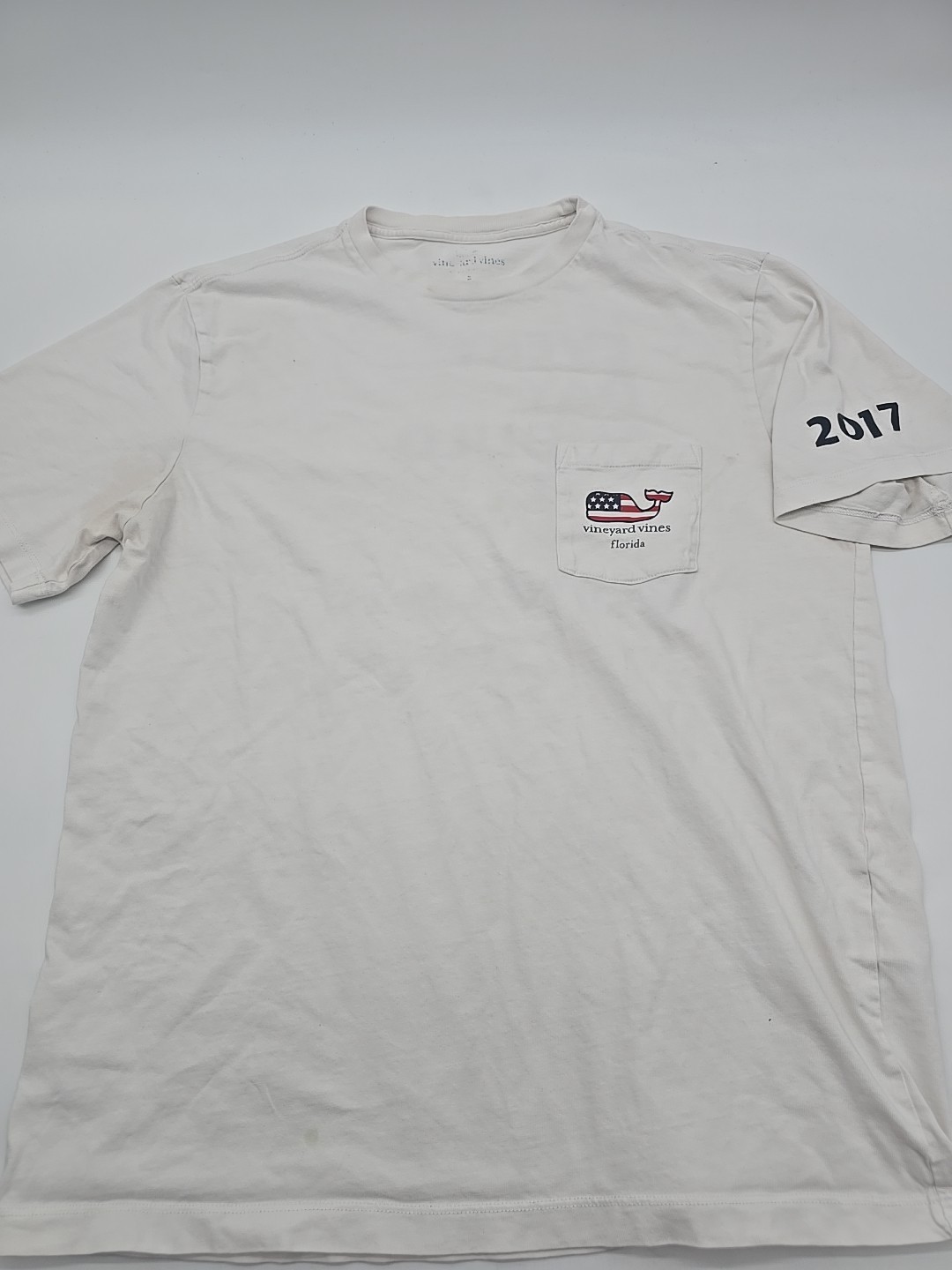 Vineyard Vines T-Shirt Men Small Graphic Print Logo White Pocket..#37464