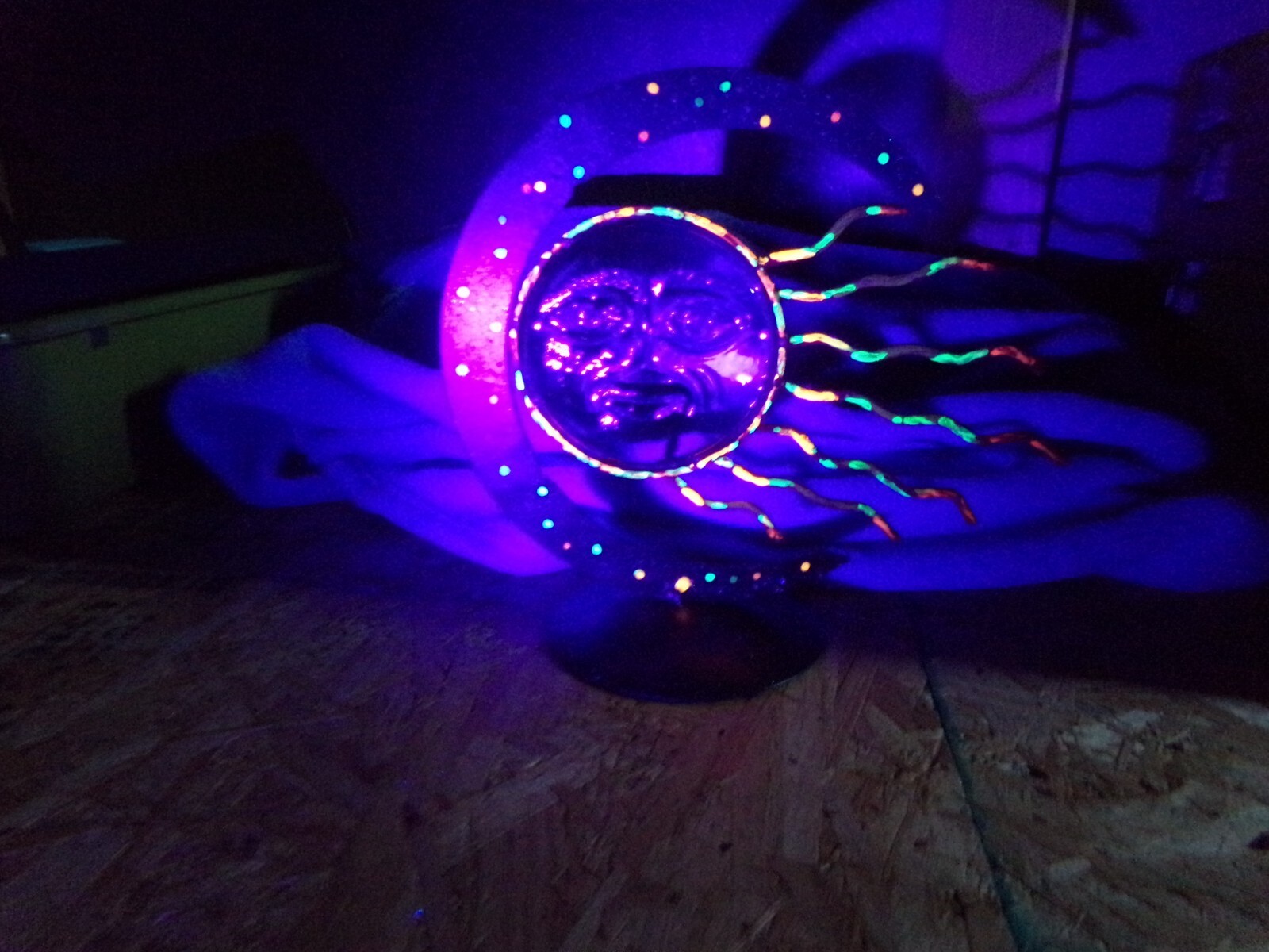 Picture 2 of 4