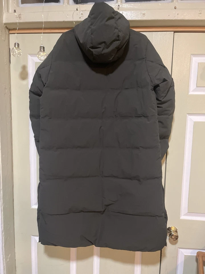 🔥Uniqlo- Abrigo largo sin costuras XL para mujer - Verde oscuro./ Nunca usado Foto 2 de 4