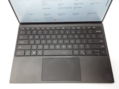 Dell XPS 13 9300 13,3" PC computer portatile, Intel Core i7-1065G7 1,30 GHz, 16 GB RAM (4) - Foto 3 di 7