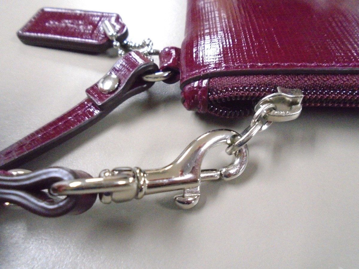 Coach Wristlet Wallet Small Burgundy Patent Leather Darcy Bow 