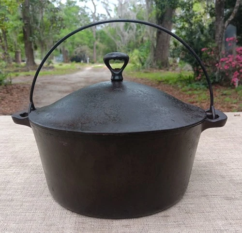 Wagner Ware Sidney O Round Roaster #6