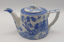 CTM Maling Pottery Blue Willow Pattern Small Teapot
