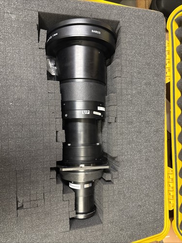 Barco HB TLD+  Fixed Focus (1.2):1 LENS DLP  SXGA+ With Pelican Case