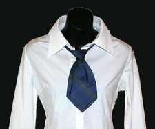 NEW Italian Designer LEONARDO MILANO Ladies Unusual Silk Tie