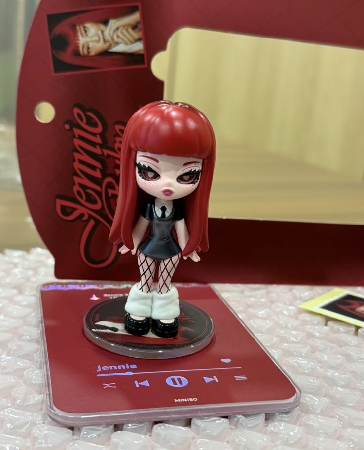 MINISO X Jennie Ruby Figurine limited Series keychain BLACKPINK