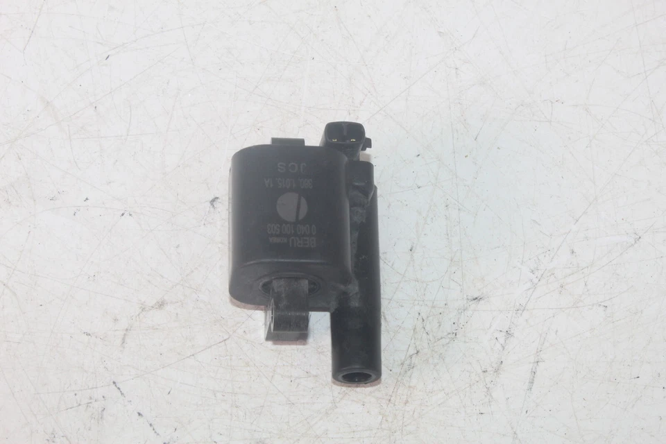 2015 Ducati Monster 821 Ignition Coil Spark Plug Cap 38010151a - Image 3 of 4
