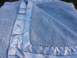 Bright Future Blue Luxe Soft Sherpa Blue Satin Baby Blanket 30 X 40 Thick Nice Ebay