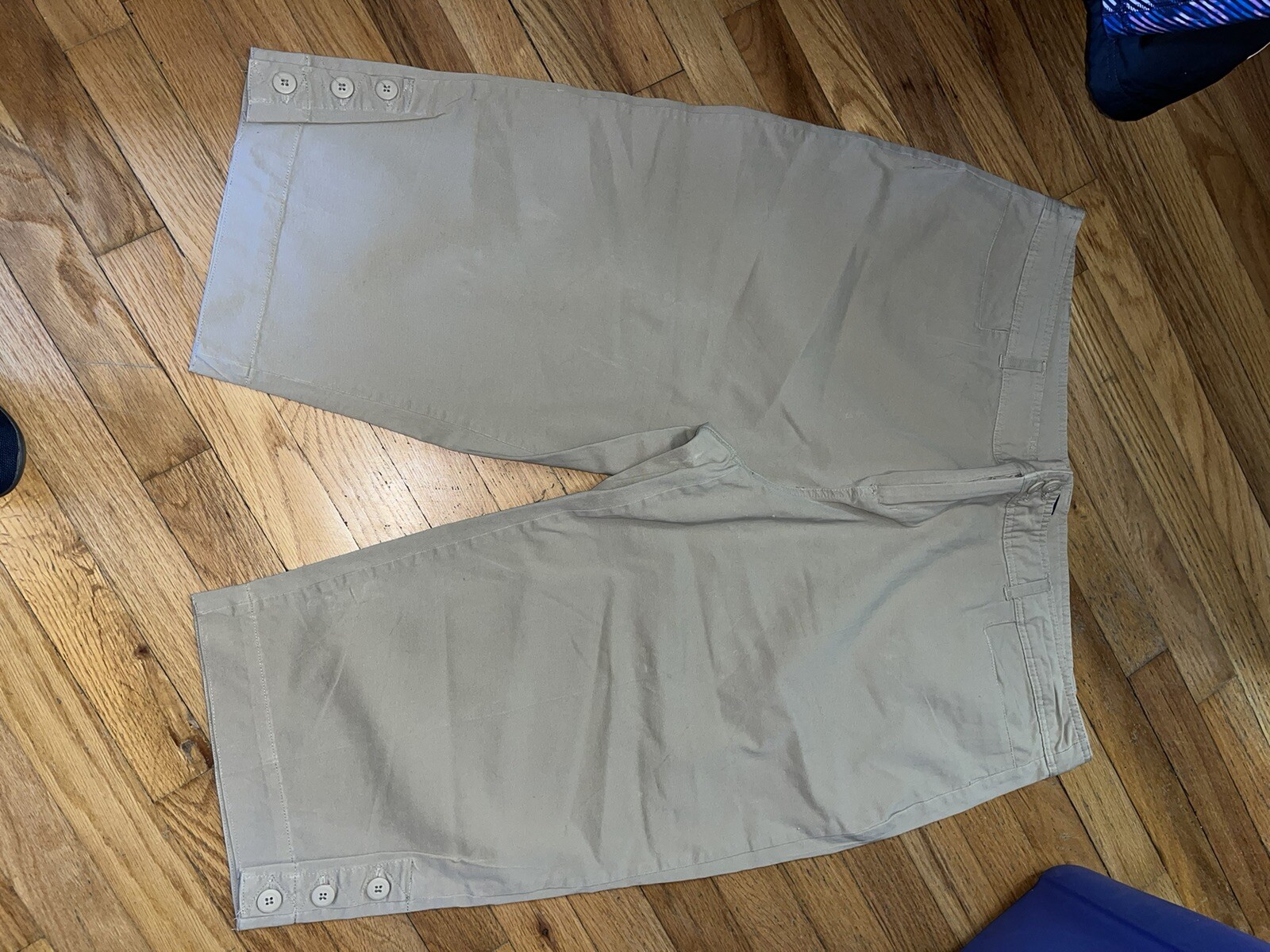 Womens Basic Edition Tan Capris Front & Back pock… - image 1