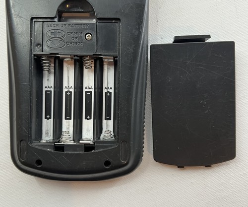 Texas Instruments TI-83 graphischer Taschenrechner mit Deckel getestet & funktionsfähig - Bild 3 von 3