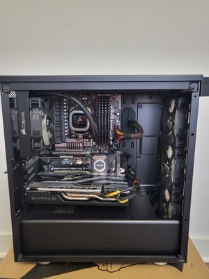 AMD FX-9590 8-cores 4.7 GHz + Asus Sabertooth 990FX Desktop Gaming PC