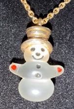 Vintage Avon Children  s Necklace Mr. Frosty Frosted Glass Snowman Pendant