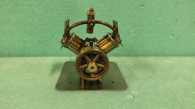 Dampfmaschine 4 Zylinder