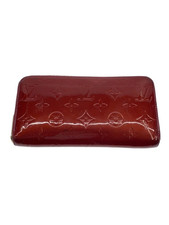 Portafoglio LOUIS VUITTON Zippy Vernis Pomme d'Amour M91981 usato