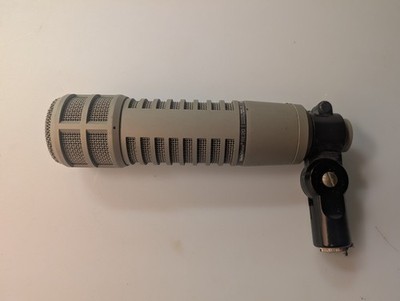 ELECTROVOICE RE20 Cardioid Dynamic Broadcast Microphone Great condition  G2U