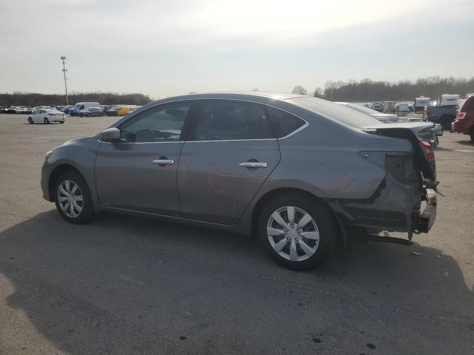 Used Hood fits: 2017 Nissan Sentra Grade A Foto 4 de 4