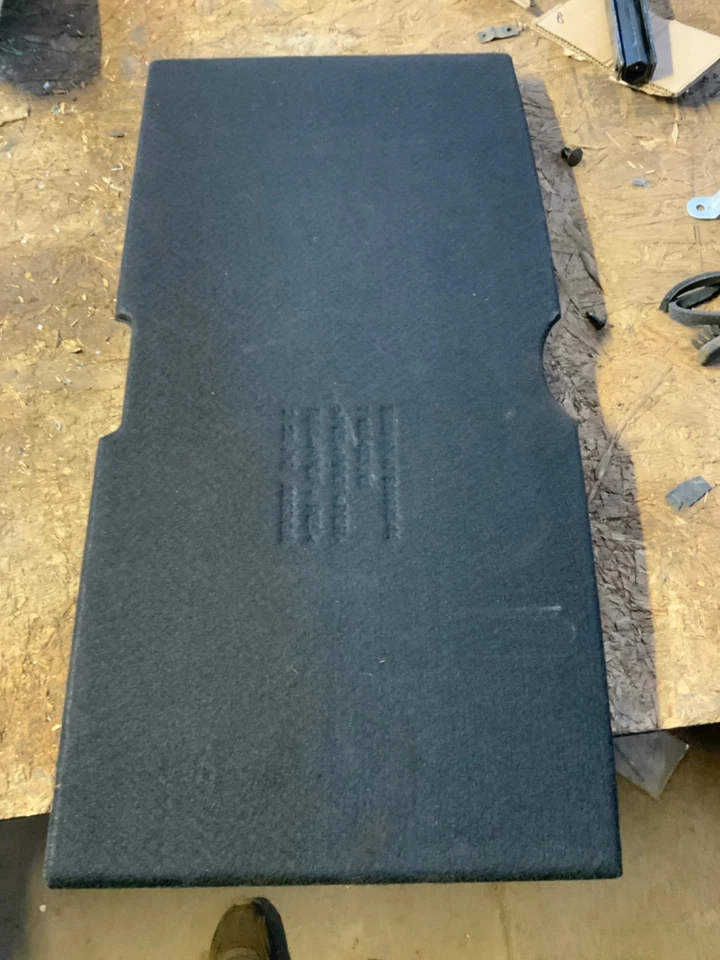 Mini Cooper S R56 2008-2011 maletero alfombra cubierta rueda de repuesto negro OEM. Foto 2 de 2