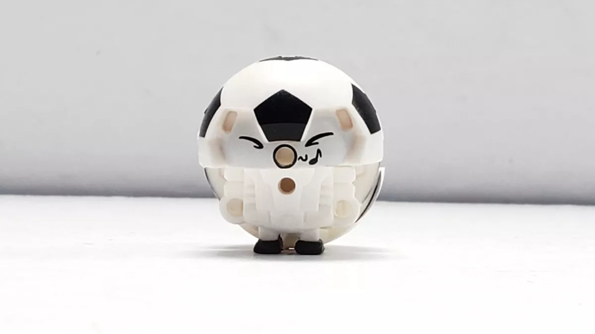 KIKMEE Transformers BotBots Series 3 Playroom Posse soccer ball
