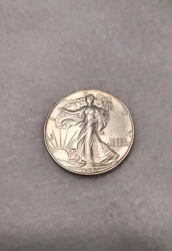 1941-D Uncirculated 50C Silver Walking Liberty Half Dollar