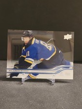 2025-26 Upper Deck Series 1 Clear Cut Dylan Holloway #150 Blues