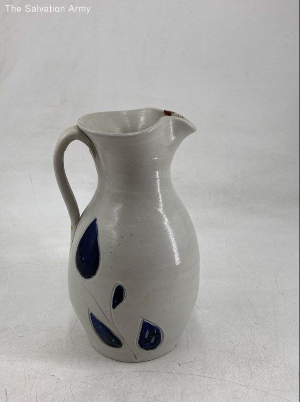 Williamsburg Pottery Stoneware White Blue Floral Tableware Serving Pitcher