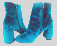 Stivaletti OFFICE in velluto 7UK turchese brillante. zip,blocco tacco indossato solo all'interno