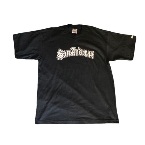 GRAND THEFT AUTO « SAN ANDREAS » Spell Out T-Shirt NOIR [2004] ROCKSTAR GAMES - Photo 1 sur 3