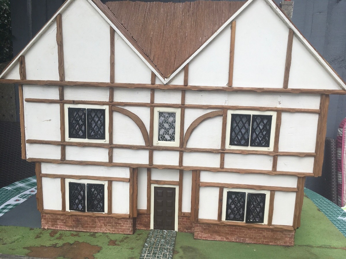 Tudor Thatched Cottage Dolls House UK