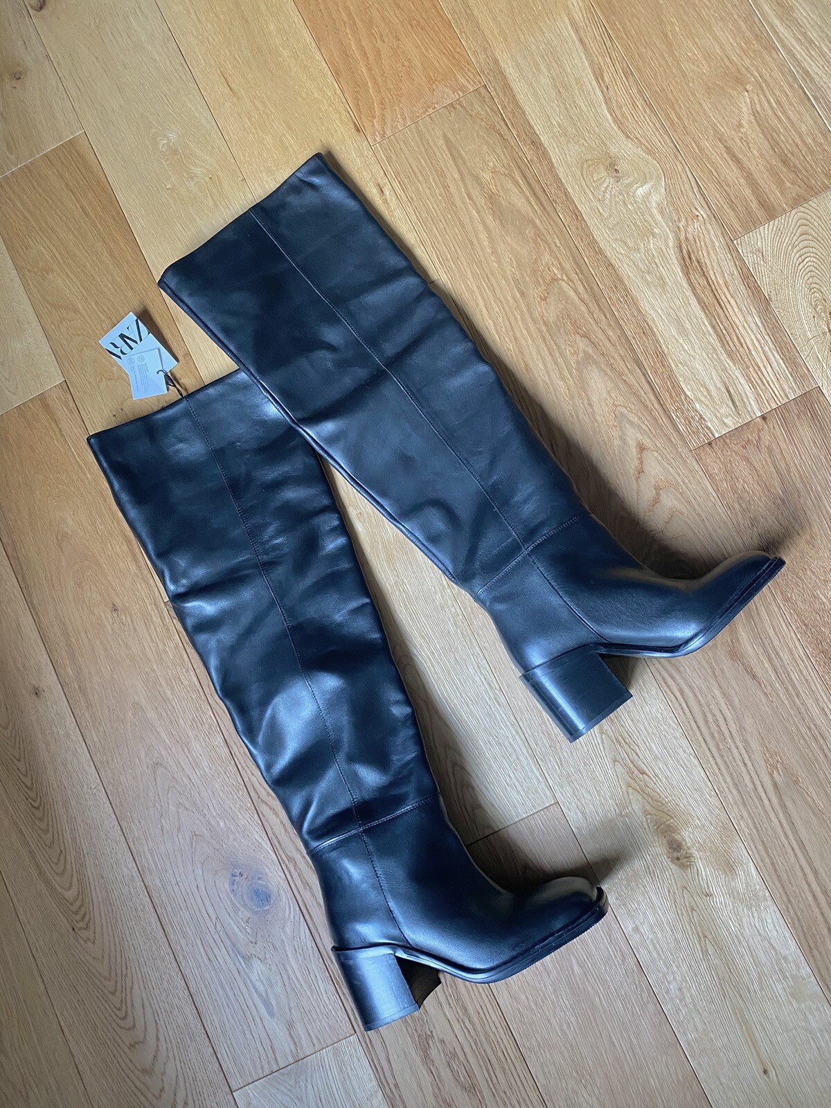 tacco stivali alti scamosciati zara