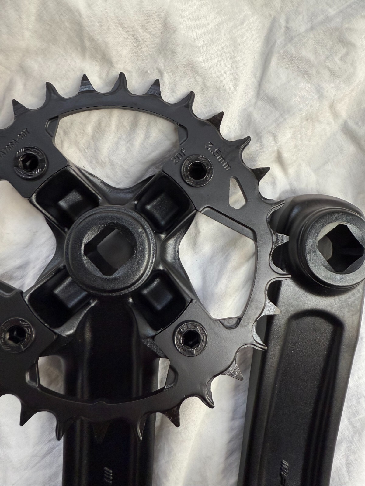 FSA ,1 X Alpha drive 30t 170mm square taper crankset