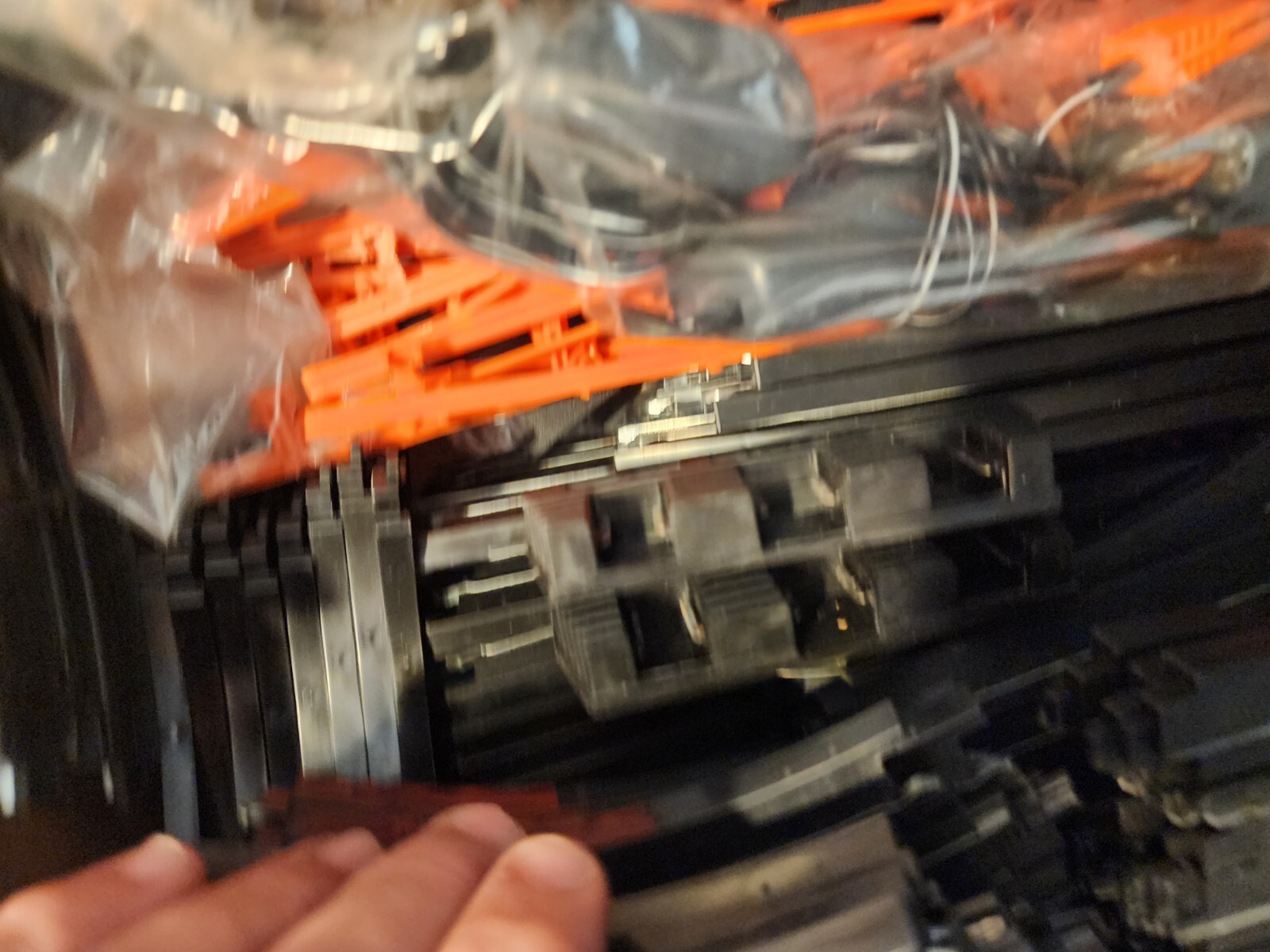 AFX Tomy Super International 4 Lane HO Slot Car Race Set with 3 Cars