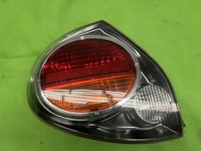 02 03 Nissan Maxima Tail Light Left Driver Side