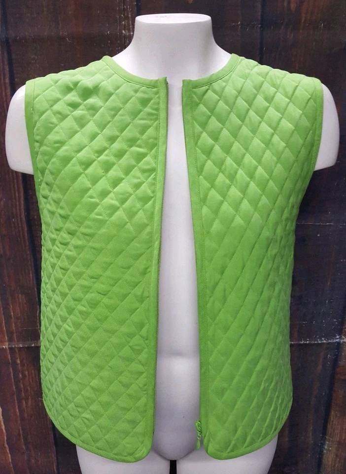Finity Naturals 100% Silk Zip Front Quilted Green Vest - Women's M - Image 2 of 4