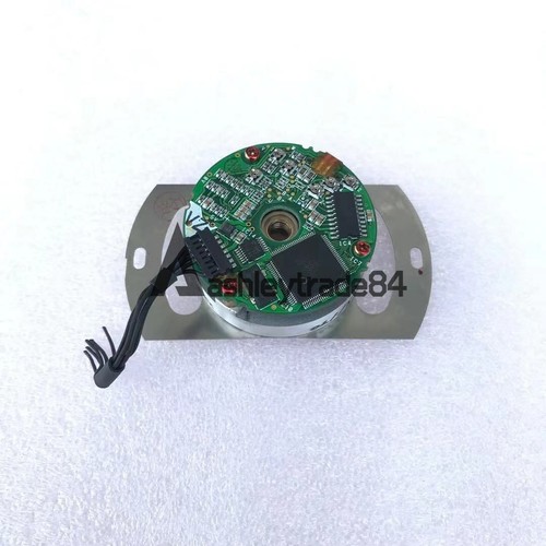 Encoder rotativo usato 1 pezzo YASKAWA UTSIH-B17CC testato - Foto 1 di 4