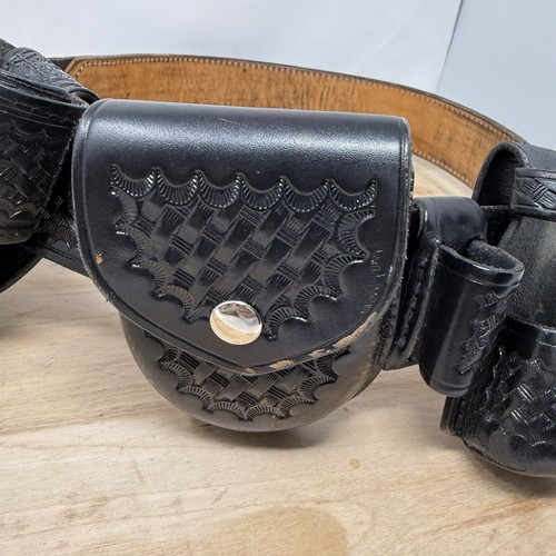 AKER Vintage 40" waist Leather Police/Security Duty Belt with many Accessories - Picture 5 of 14