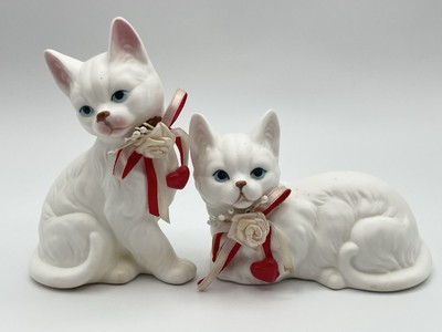 Vintage Enesco White Ceramic Kitty Cat Pair Heart & Flower Neck Bow Set 1986