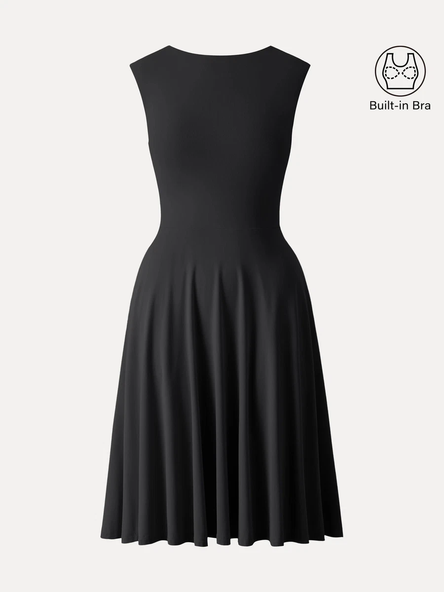 marc jacobs dress black Maxi Dress With Pockets - Black main image 1