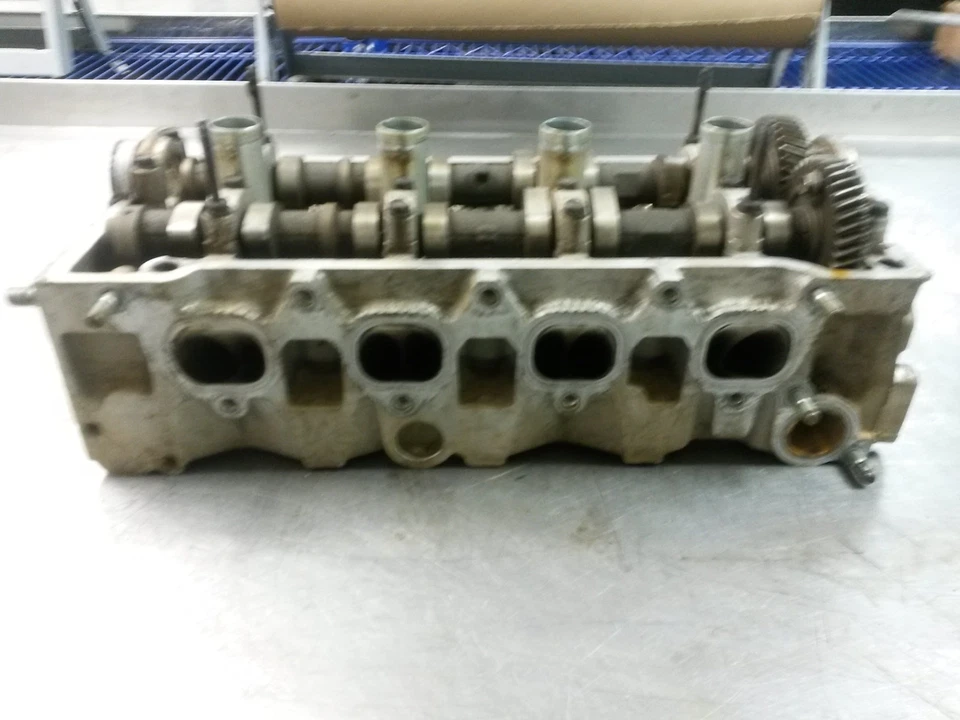 Cabeça de cilindro para 93-95 Geo Prizm 1.8 - Imagem 4 de 4