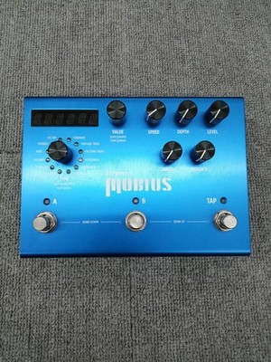 Strymon Mobius Multi-Modulation Pedal 12 Machines 200 Presets Tested TMB02 1.5