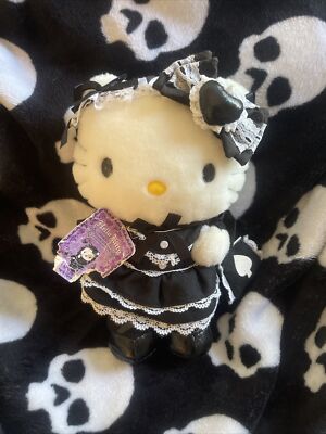 ハローキティ　Pour Lolita Gothic　Edition Hello Kitty Pour Lolita Gothic edition by Novala Takemoto