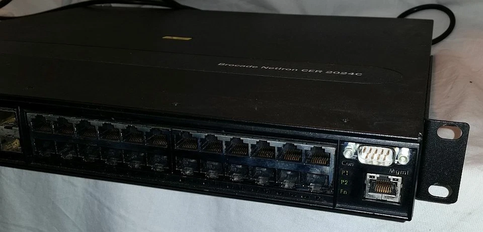 Brocade NetIron CER 2024C NI-CER-2024C-RT-AC 24x10/100/1000 2xPSU w/ Power Cords - Image 2 of 4
